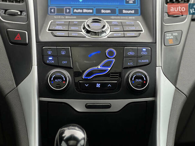 Черный Хендай Соната, объемом двигателя 2.36 л и пробегом 137 тыс. км за 10750 $, фото 14 на Automoto.ua