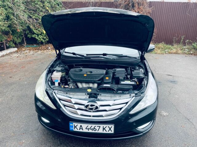 Черный Хендай Соната, объемом двигателя 2 л и пробегом 251 тыс. км за 7300 $, фото 13 на Automoto.ua