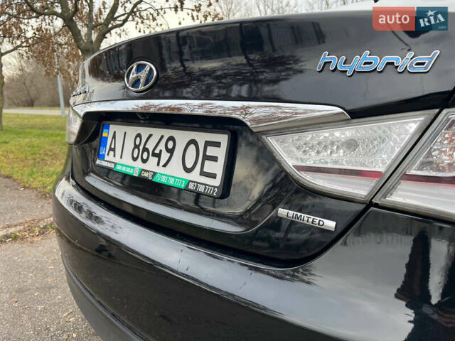 Чорний Хендай Соната, об'ємом двигуна 2.36 л та пробігом 245 тис. км за 9300 $, фото 8 на Automoto.ua