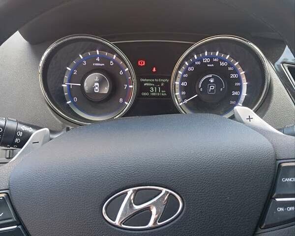 Черный Хендай Соната, объемом двигателя 2.4 л и пробегом 190 тыс. км за 10200 $, фото 25 на Automoto.ua