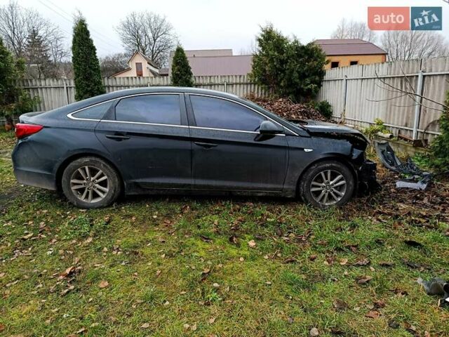 Чорний Хендай Соната, об'ємом двигуна 2 л та пробігом 218 тис. км за 5000 $, фото 12 на Automoto.ua