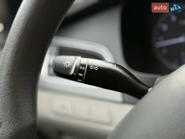 Хендай Соната 2014 у Ковель на Automoto.ua Чорний Хендай Соната, об'ємом двигуна 2.36 л та пробігом 215 тис. км за 10500 $, фото 32 на Automoto.ua