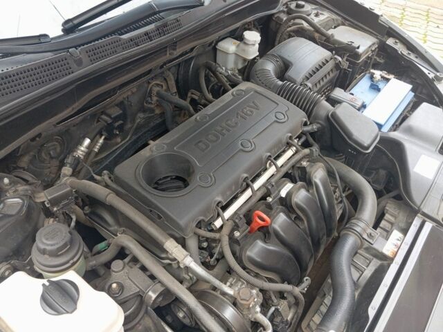 Черный Хендай Соната, объемом двигателя 2.4 л и пробегом 190 тыс. км за 10200 $, фото 7 на Automoto.ua