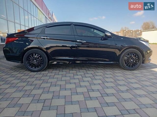 Черный Хендай Соната, объемом двигателя 2.36 л и пробегом 90 тыс. км за 8600 $, фото 4 на Automoto.ua