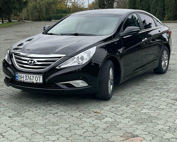 Черный Хендай Соната, объемом двигателя 2 л и пробегом 190 тыс. км за 7600 $, фото 16 на Automoto.ua