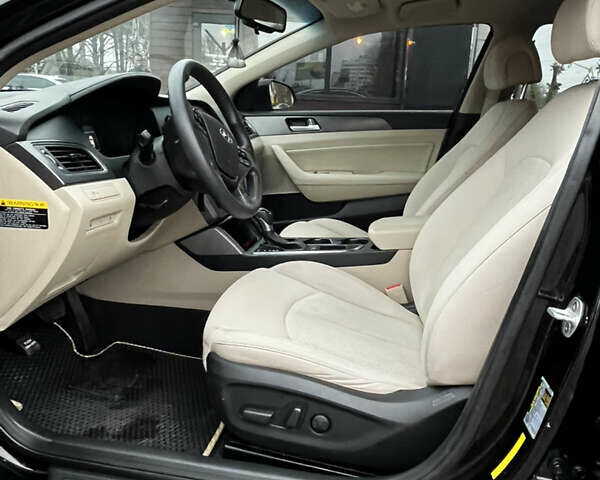 Черный Хендай Соната, объемом двигателя 2.36 л и пробегом 144 тыс. км за 10999 $, фото 11 на Automoto.ua