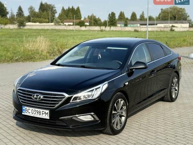 Черный Хендай Соната, объемом двигателя 2 л и пробегом 158 тыс. км за 9900 $, фото 1 на Automoto.ua