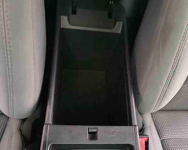 Черный Хендай Соната, объемом двигателя 2.36 л и пробегом 152 тыс. км за 9000 $, фото 14 на Automoto.ua