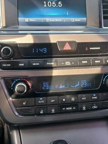 Чорний Хендай Соната, об'ємом двигуна 2 л та пробігом 209 тис. км за 10800 $, фото 11 на Automoto.ua