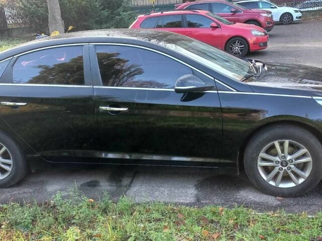 Черный Хендай Соната, объемом двигателя 2 л и пробегом 208 тыс. км за 10800 $, фото 13 на Automoto.ua