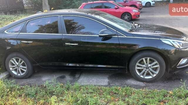 Чорний Хендай Соната, об'ємом двигуна 2 л та пробігом 209 тис. км за 10800 $, фото 5 на Automoto.ua