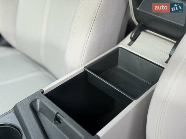 Хендай Соната 2014 у Ковель на Automoto.ua Чорний Хендай Соната, об'ємом двигуна 2.36 л та пробігом 215 тис. км за 10500 $, фото 26 на Automoto.ua