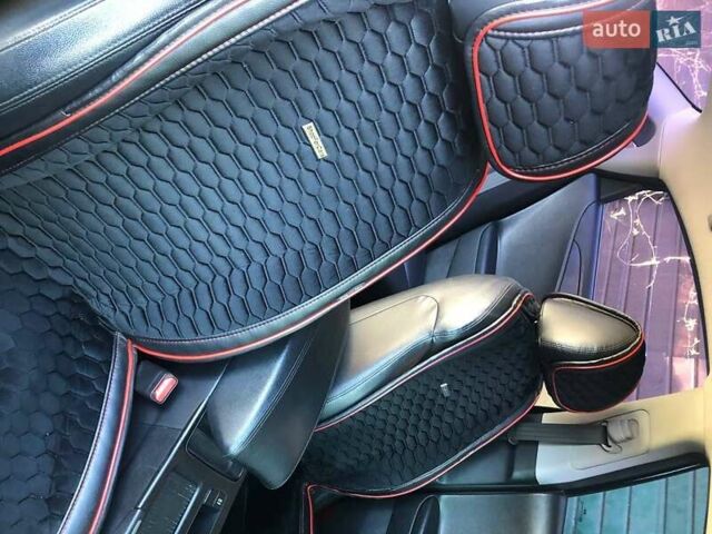 Черный Хендай Соната, объемом двигателя 2 л и пробегом 253 тыс. км за 10500 $, фото 10 на Automoto.ua