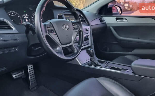 Чорний Хендай Соната, об'ємом двигуна 2 л та пробігом 184 тис. км за 12500 $, фото 49 на Automoto.ua