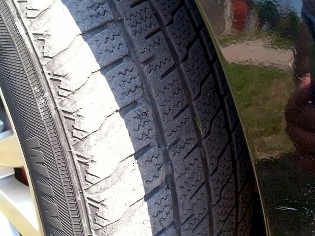 Чорний Хендай Соната, об'ємом двигуна 2.4 л та пробігом 135 тис. км за 10000 $, фото 1 на Automoto.ua