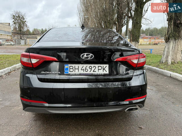 Черный Хендай Соната, объемом двигателя 2 л и пробегом 249 тыс. км за 7500 $, фото 14 на Automoto.ua