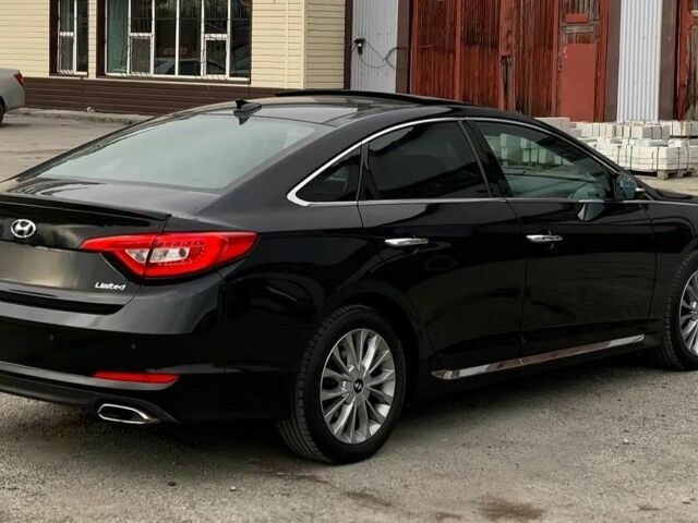 Чорний Хендай Соната, об'ємом двигуна 0 л та пробігом 240 тис. км за 10000 $, фото 4 на Automoto.ua