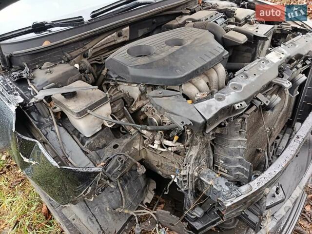 Чорний Хендай Соната, об'ємом двигуна 2 л та пробігом 218 тис. км за 5000 $, фото 9 на Automoto.ua