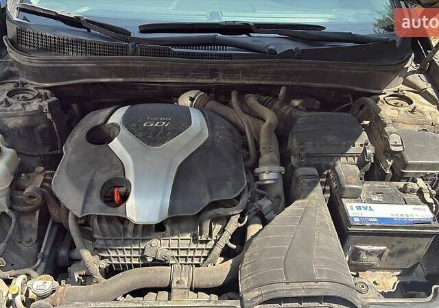 Черный Хендай Соната, объемом двигателя 2 л и пробегом 168 тыс. км за 7200 $, фото 1 на Automoto.ua