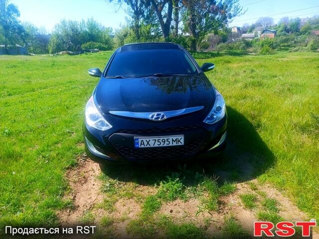 Черный Хендай Соната, объемом двигателя 2.4 л и пробегом 140 тыс. км за 8750 $, фото 4 на Automoto.ua