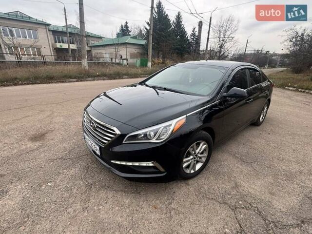 Чорний Хендай Соната, об'ємом двигуна 2.36 л та пробігом 203 тис. км за 8000 $, фото 3 на Automoto.ua