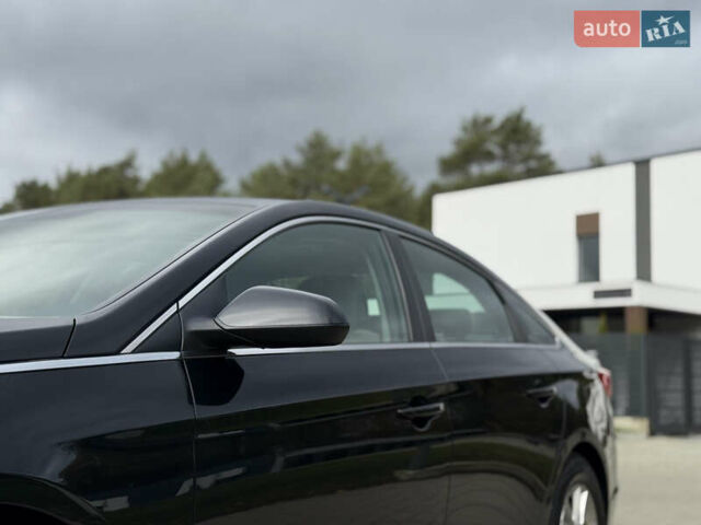 Хендай Соната 2014 у Ковель на Automoto.ua Чорний Хендай Соната, об'ємом двигуна 2.36 л та пробігом 215 тис. км за 10500 $, фото 66 на Automoto.ua