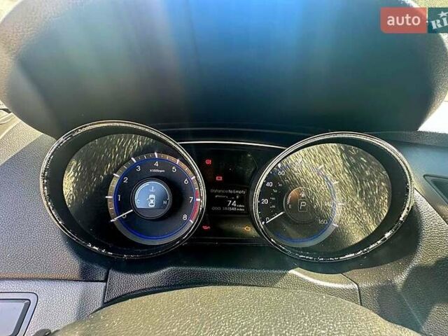 Чорний Хендай Соната, об'ємом двигуна 2.4 л та пробігом 167 тис. км за 7800 $, фото 5 на Automoto.ua