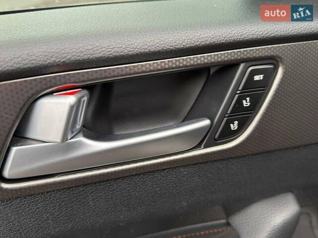 Черный Хендай Соната, объемом двигателя 2 л и пробегом 123 тыс. км за 12800 $, фото 16 на Automoto.ua