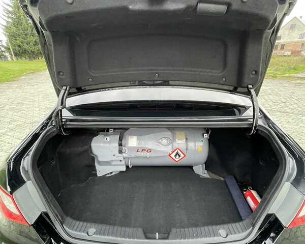 Черный Хендай Соната, объемом двигателя 2 л и пробегом 190 тыс. км за 7600 $, фото 41 на Automoto.ua