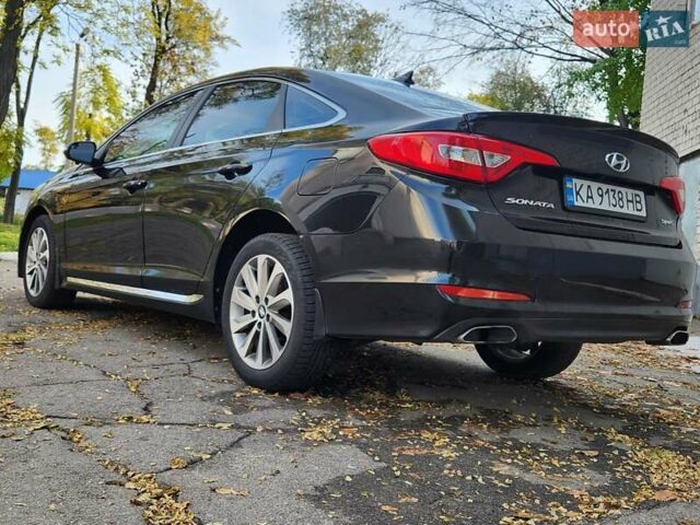 Хендай Соната 2014 у Кам'янське (Дніпродзержинськ) на Automoto.ua Чорний Хендай Соната, об'ємом двигуна 2.36 л та пробігом 229 тис. км за 8700 $, фото 5 на Automoto.ua