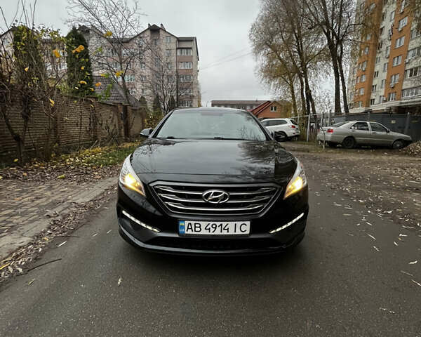 Черный Хендай Соната, объемом двигателя 2.36 л и пробегом 144 тыс. км за 10999 $, фото 2 на Automoto.ua