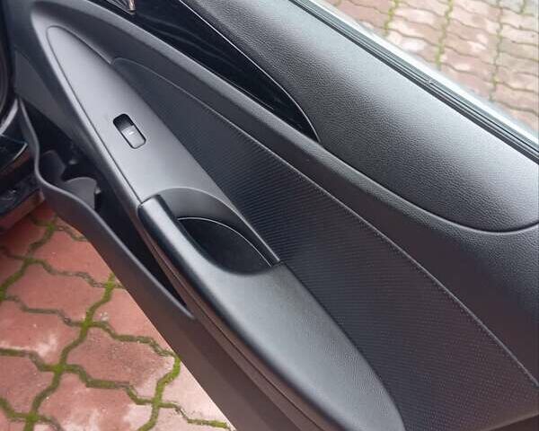 Черный Хендай Соната, объемом двигателя 2.4 л и пробегом 190 тыс. км за 10200 $, фото 11 на Automoto.ua