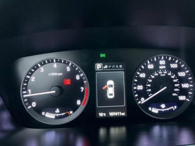 Черный Хендай Соната, объемом двигателя 2.4 л и пробегом 182 тыс. км за 10700 $, фото 4 на Automoto.ua