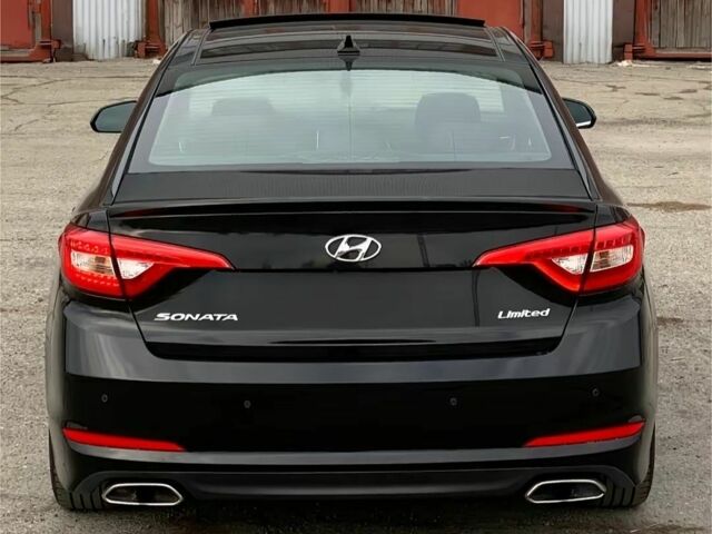 Чорний Хендай Соната, об'ємом двигуна 0 л та пробігом 240 тис. км за 10000 $, фото 5 на Automoto.ua