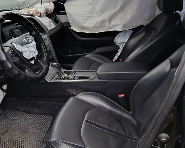 Чорний Хендай Соната, об'ємом двигуна 2 л та пробігом 218 тис. км за 5000 $, фото 2 на Automoto.ua