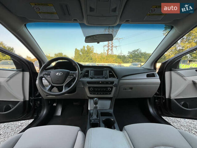 Черный Хендай Соната, объемом двигателя 2.36 л и пробегом 166 тыс. км за 10700 $, фото 13 на Automoto.ua