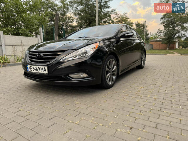 Чорний Хендай Соната, об'ємом двигуна 2.36 л та пробігом 218 тис. км за 8999 $, фото 22 на Automoto.ua