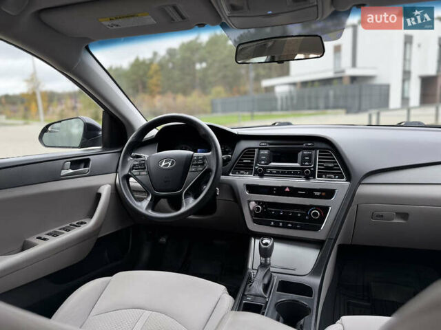 Хендай Соната 2014 у Ковель на Automoto.ua Чорний Хендай Соната, об'ємом двигуна 2.36 л та пробігом 215 тис. км за 10500 $, фото 50 на Automoto.ua