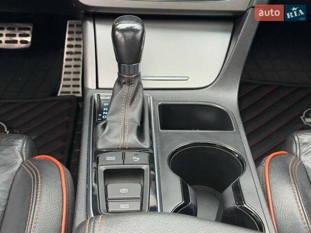 Черный Хендай Соната, объемом двигателя 2 л и пробегом 123 тыс. км за 12800 $, фото 41 на Automoto.ua