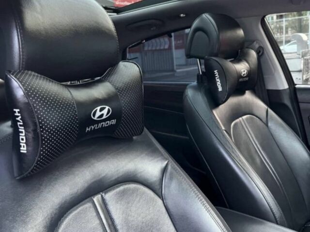 Черный Хендай Соната, объемом двигателя 2.4 л и пробегом 182 тыс. км за 10700 $, фото 5 на Automoto.ua