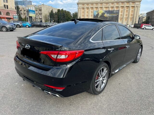 Чорний Хендай Соната, об'ємом двигуна 2 л та пробігом 127 тис. км за 12200 $, фото 6 на Automoto.ua