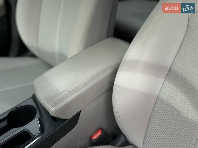 Хендай Соната 2014 у Ковель на Automoto.ua Чорний Хендай Соната, об'ємом двигуна 2.36 л та пробігом 215 тис. км за 10500 $, фото 25 на Automoto.ua