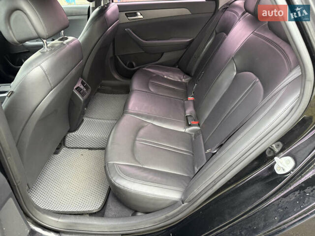 Черный Хендай Соната, объемом двигателя 2 л и пробегом 249 тыс. км за 7500 $, фото 27 на Automoto.ua