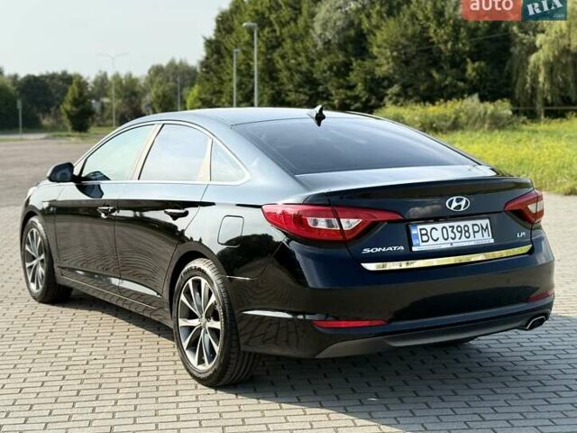Черный Хендай Соната, объемом двигателя 2 л и пробегом 158 тыс. км за 9900 $, фото 7 на Automoto.ua