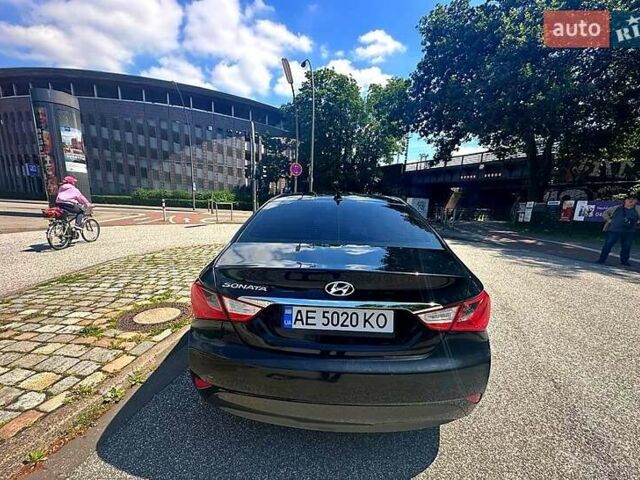 Чорний Хендай Соната, об'ємом двигуна 2.4 л та пробігом 167 тис. км за 7800 $, фото 2 на Automoto.ua