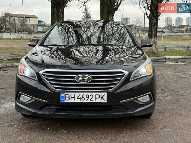 Черный Хендай Соната, объемом двигателя 2 л и пробегом 249 тыс. км за 7500 $, фото 7 на Automoto.ua