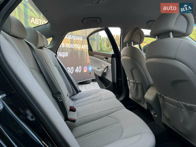 Черный Хендай Соната, объемом двигателя 2.36 л и пробегом 166 тыс. км за 10700 $, фото 16 на Automoto.ua