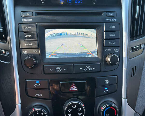 Черный Хендай Соната, объемом двигателя 2.36 л и пробегом 168 тыс. км за 8000 $, фото 13 на Automoto.ua