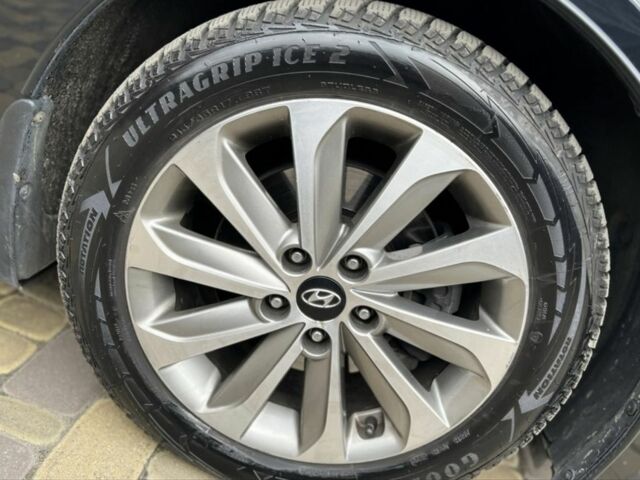 Черный Хендай Соната, объемом двигателя 2.4 л и пробегом 150 тыс. км за 12000 $, фото 16 на Automoto.ua