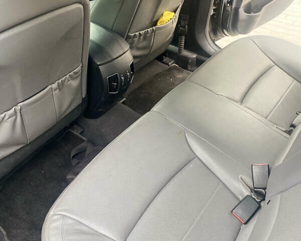 Чорний Хендай Соната, об'ємом двигуна 2.4 л та пробігом 208 тис. км за 11700 $, фото 3 на Automoto.ua